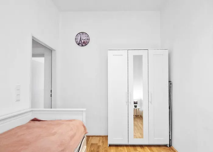 Vienna's First District Hideaway